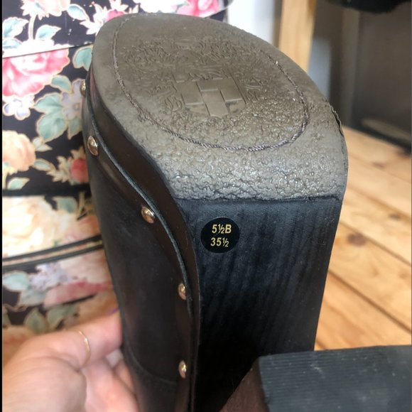 Dark academia Vince Camuto Canasta Studded Oxfords - Picture 3 of 6